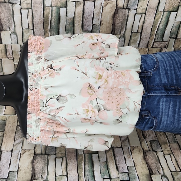 Rachel Zoe Floral Crop Top - Picture 3 of 11